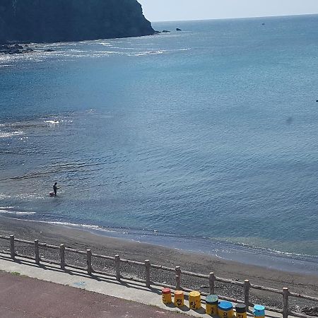Nice View Guesthouse Seogwipo Esterno foto