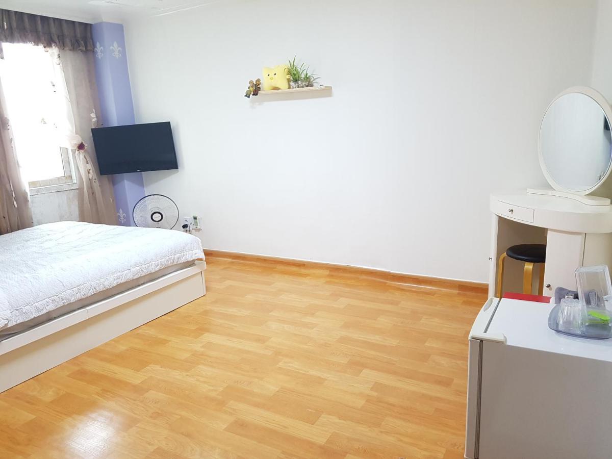Nice View Guesthouse Seogwipo Esterno foto