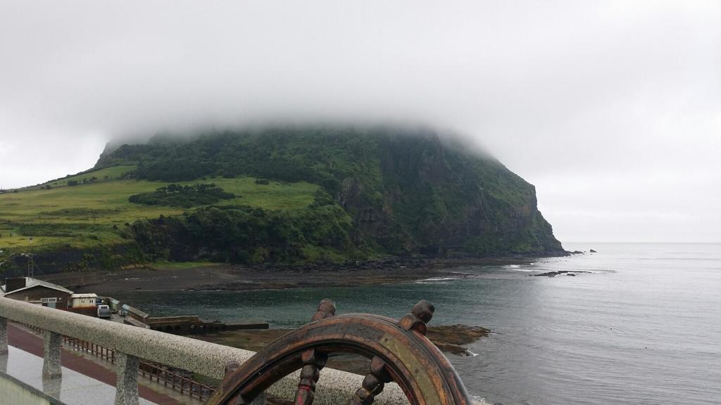 Nice View Guesthouse Seogwipo Esterno foto